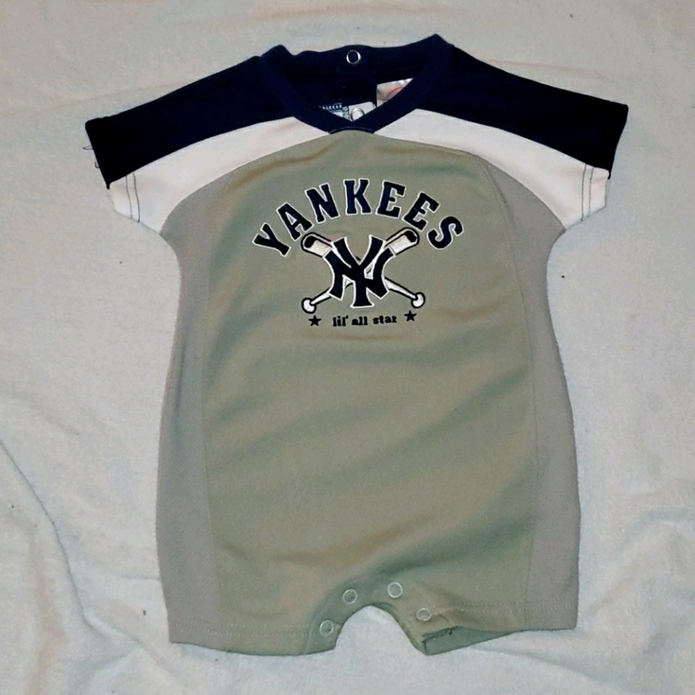 Baby Yankees One piece